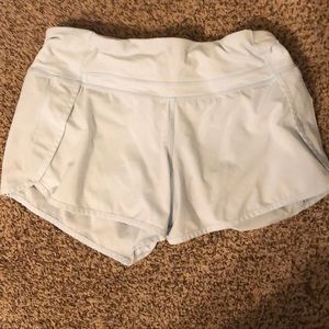 Lululemon speed up 4” shorts